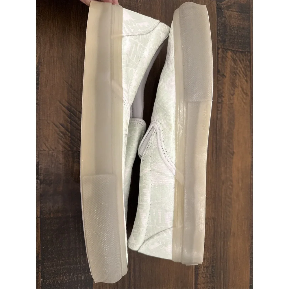 Vans very nice